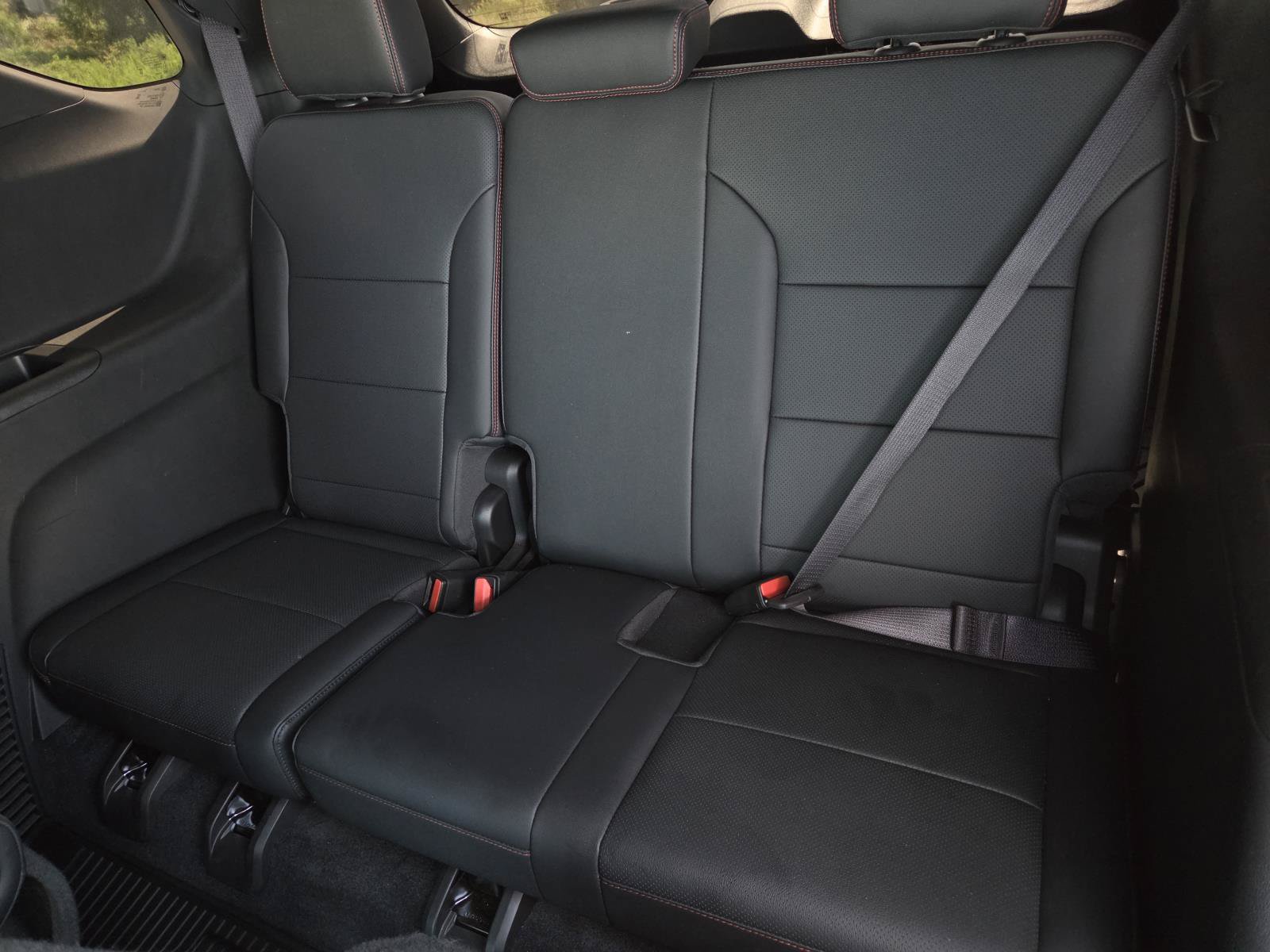 Used 2024 Chevrolet Traverse RS w/ LPO, Floor Liner Package AWD/4WD image 35