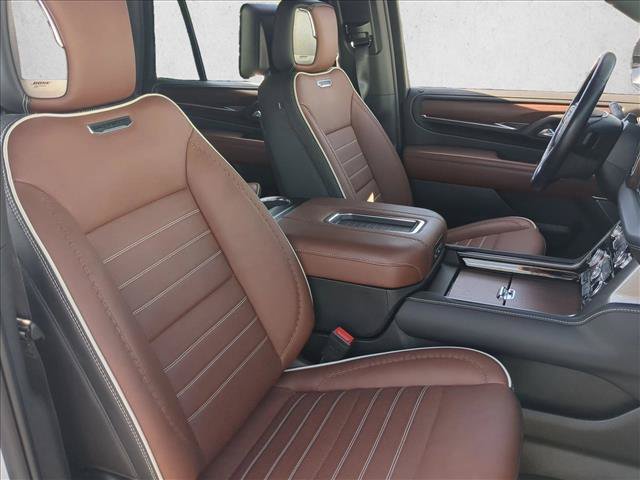 Used 2024 GMC Yukon Denali Ultimate AWD/4WD image 26
