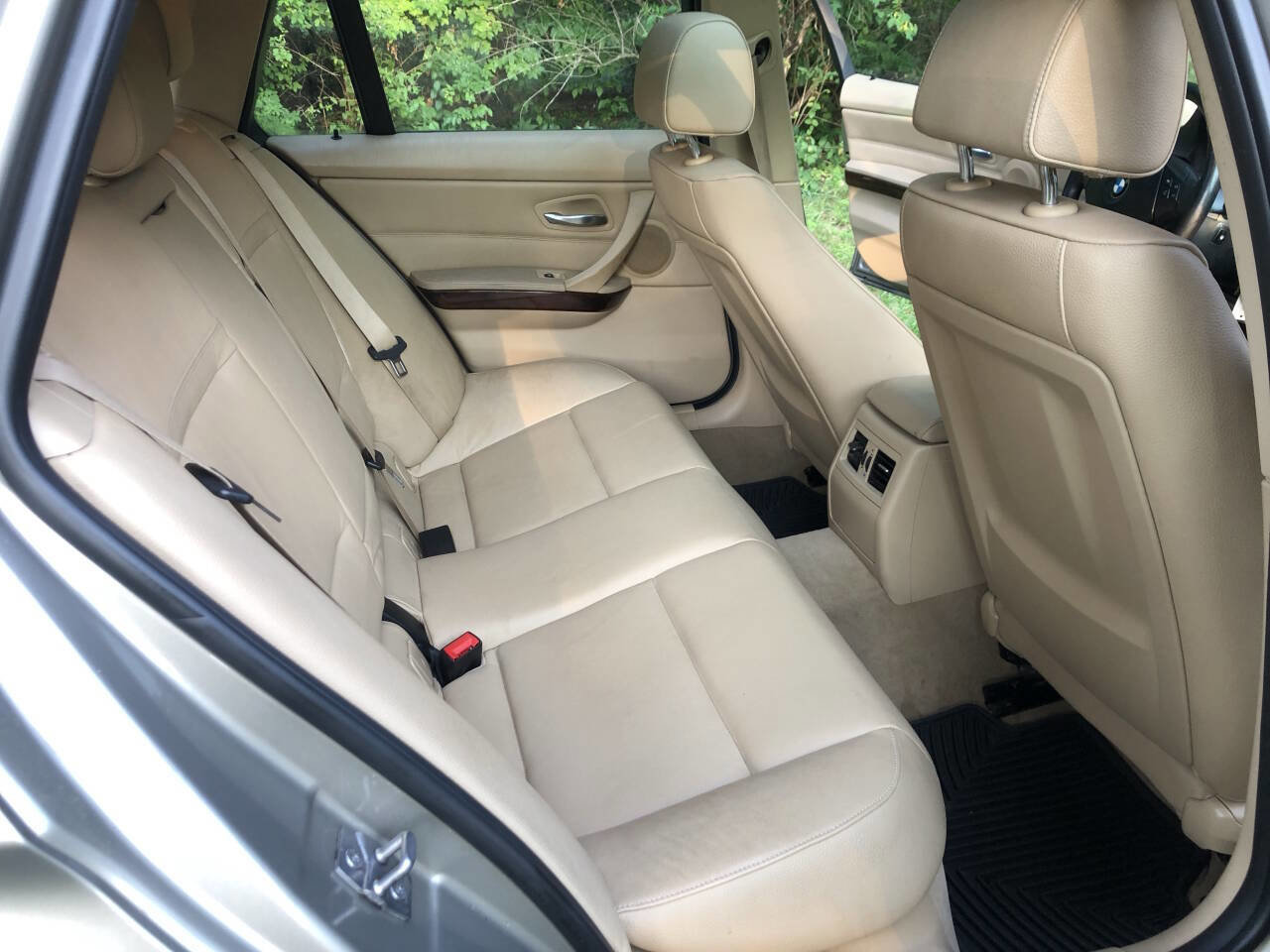 Used 2012 BMW 328i xDrive Wagon image 25