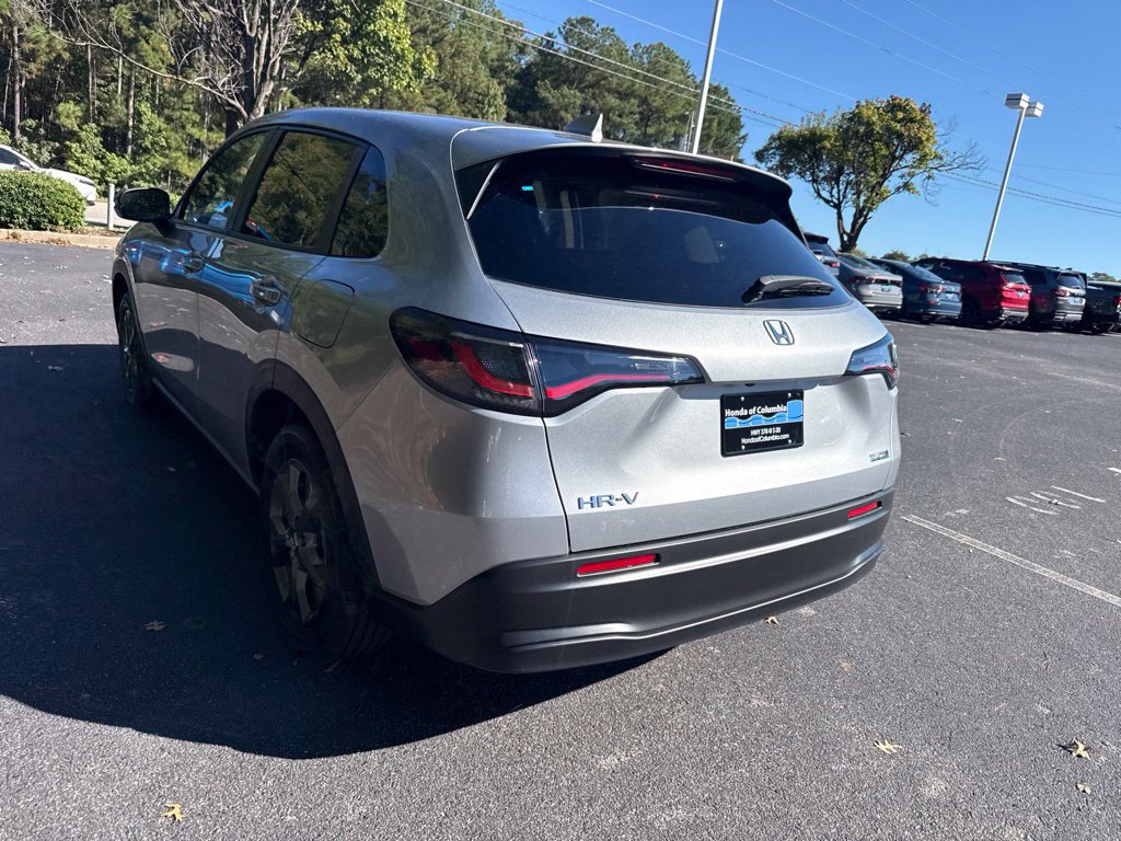 New 2027 Honda HR-V LX image 5