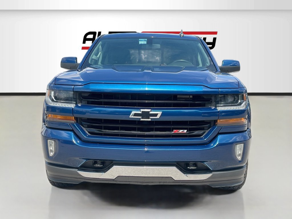 Used 2018 Chevrolet Silverado 1500 LT w/ All Star Edition AWD/4WD image 2