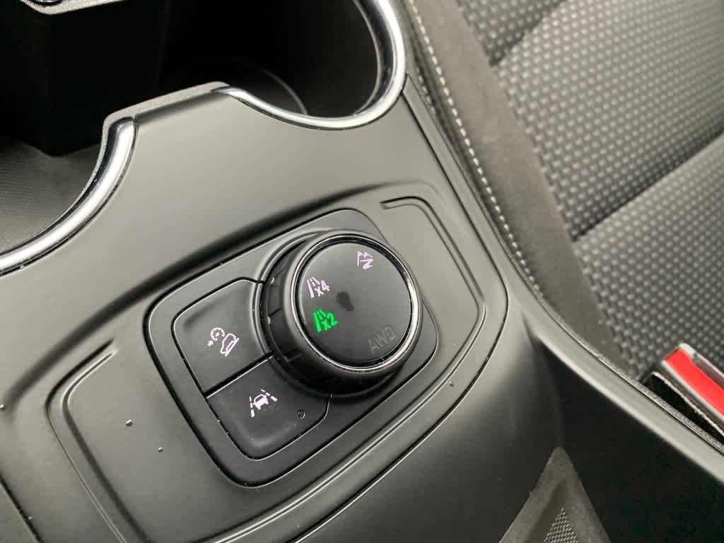 Certified 2023 GMC Terrain SLE w/ Elevation Edition AWD/4WD image 15