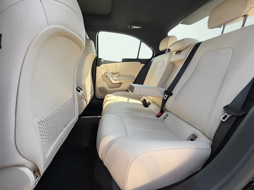 Used 2021 Mercedes-Benz A 220 image 9