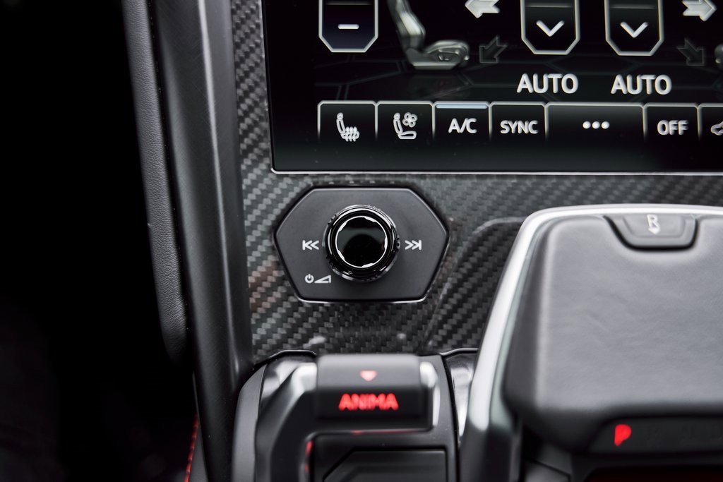 Used 2021 Lamborghini Urus image 72