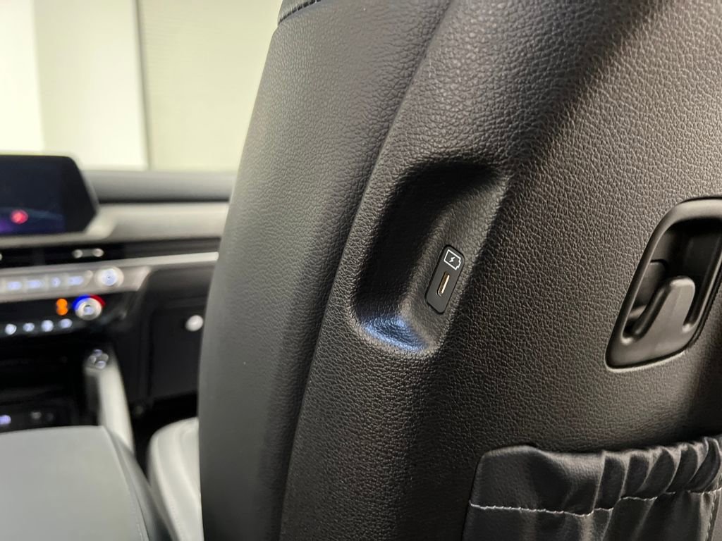 Used 2024 Kia Telluride EX X-Line image 25