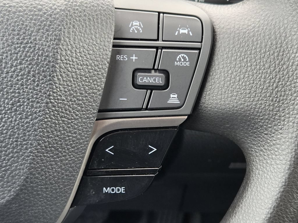 Used 2026 Toyota Camry LE FWD image 23