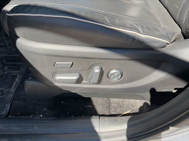 Used 2023 Hyundai Palisade Limited w/ Cargo Package image 13