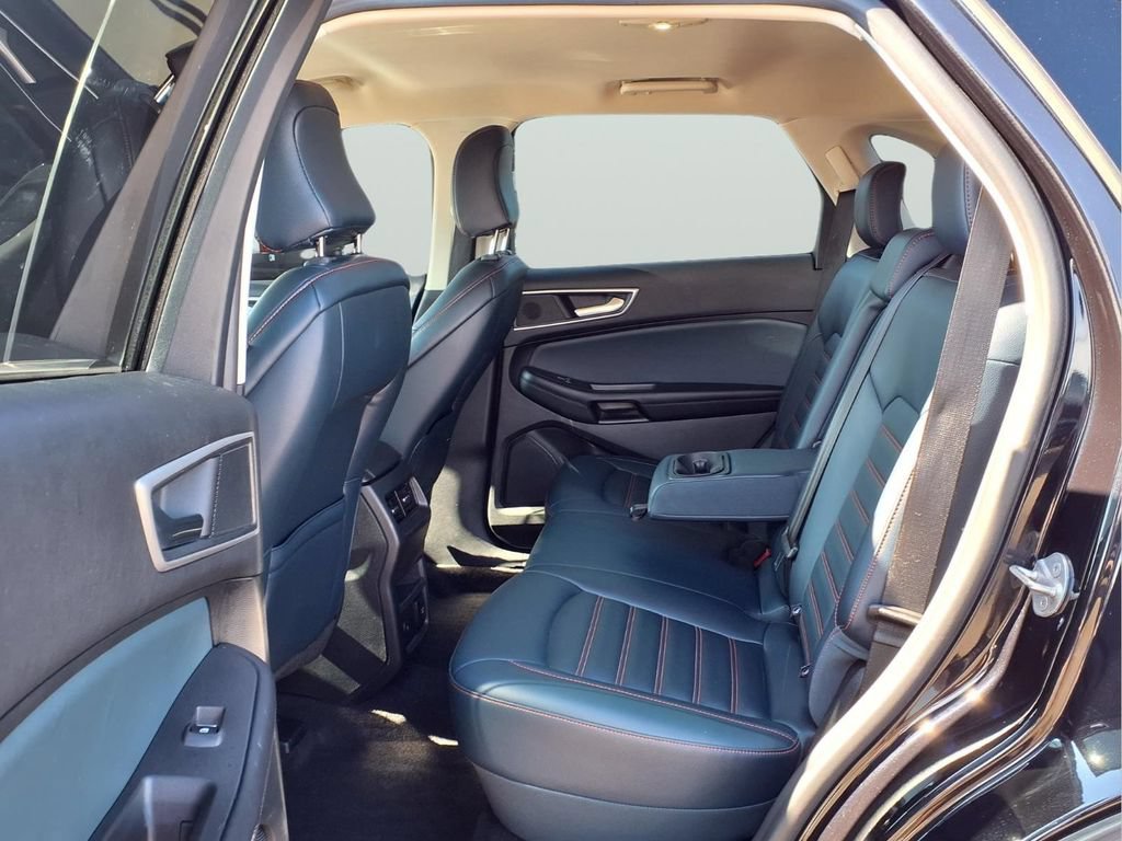Used 2024 Ford Edge SEL w/ Sport Appearance Package AWD/4WD image 11