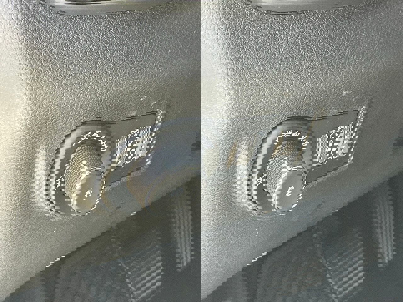 Used 2025 Jeep Compass Trailhawk image 5