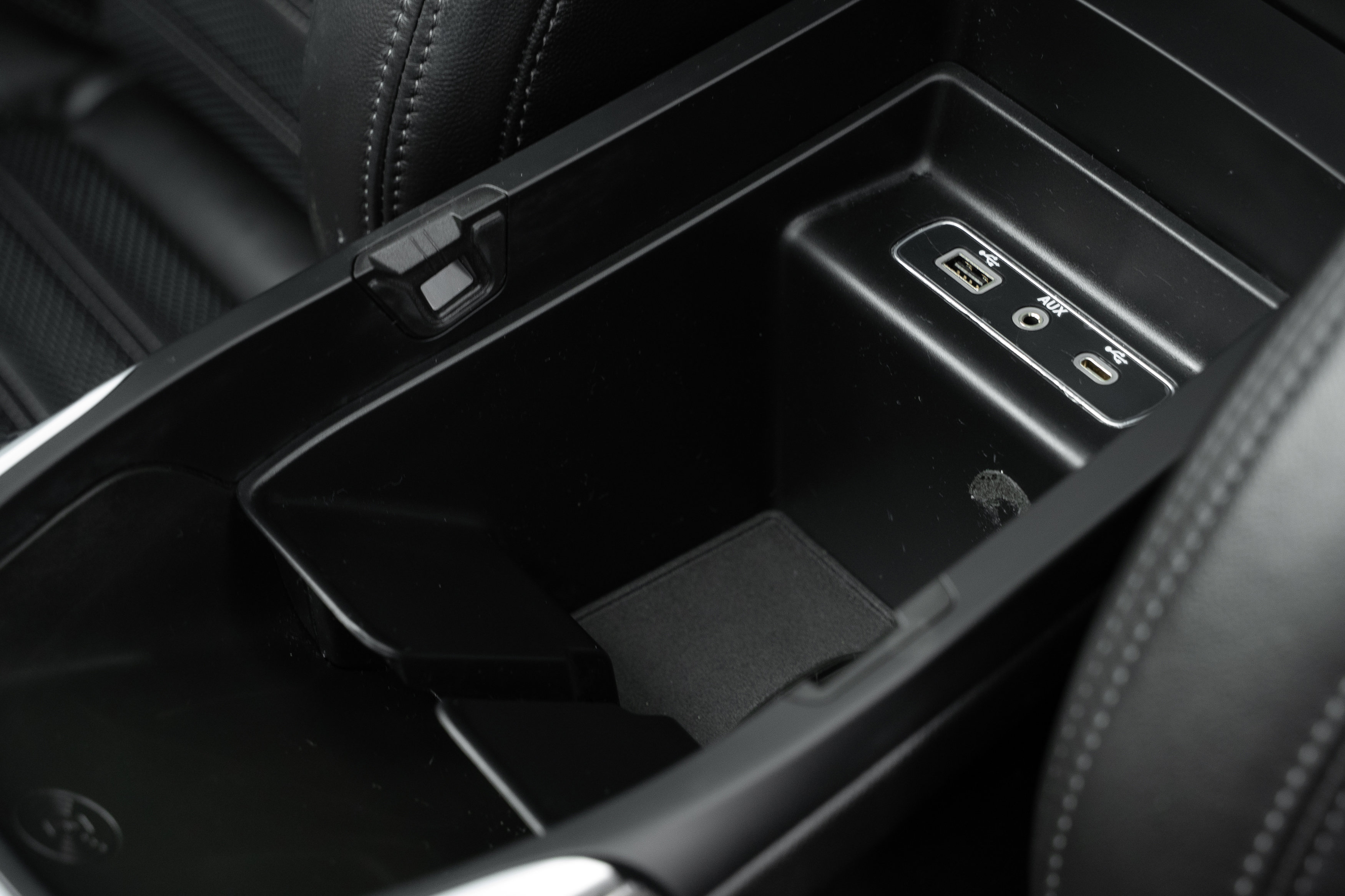 Used 2023 Alfa Romeo Giulia Estrema image 41