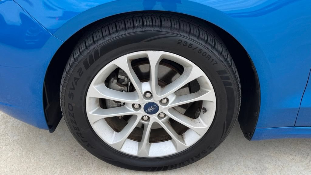 Used 2019 Ford Fusion SE FWD image 10