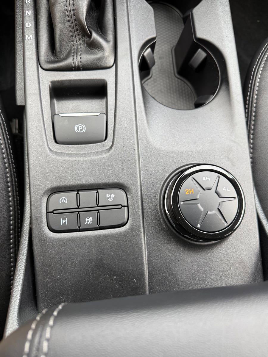 New 2025 Ford Ranger Lariat w/ Chrome Accent Package image 30