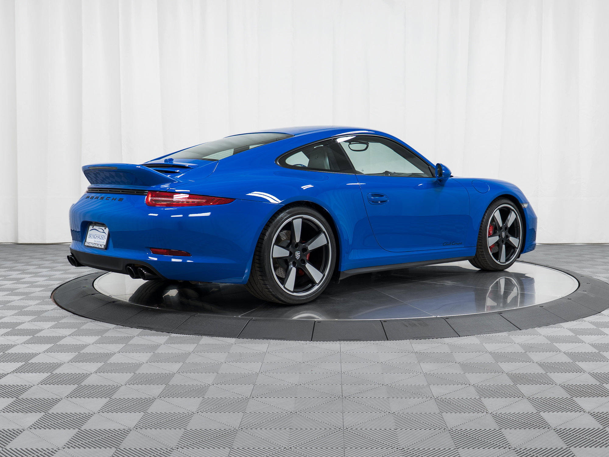 Certified 2016 Porsche 911 Carrera GTS image 7
