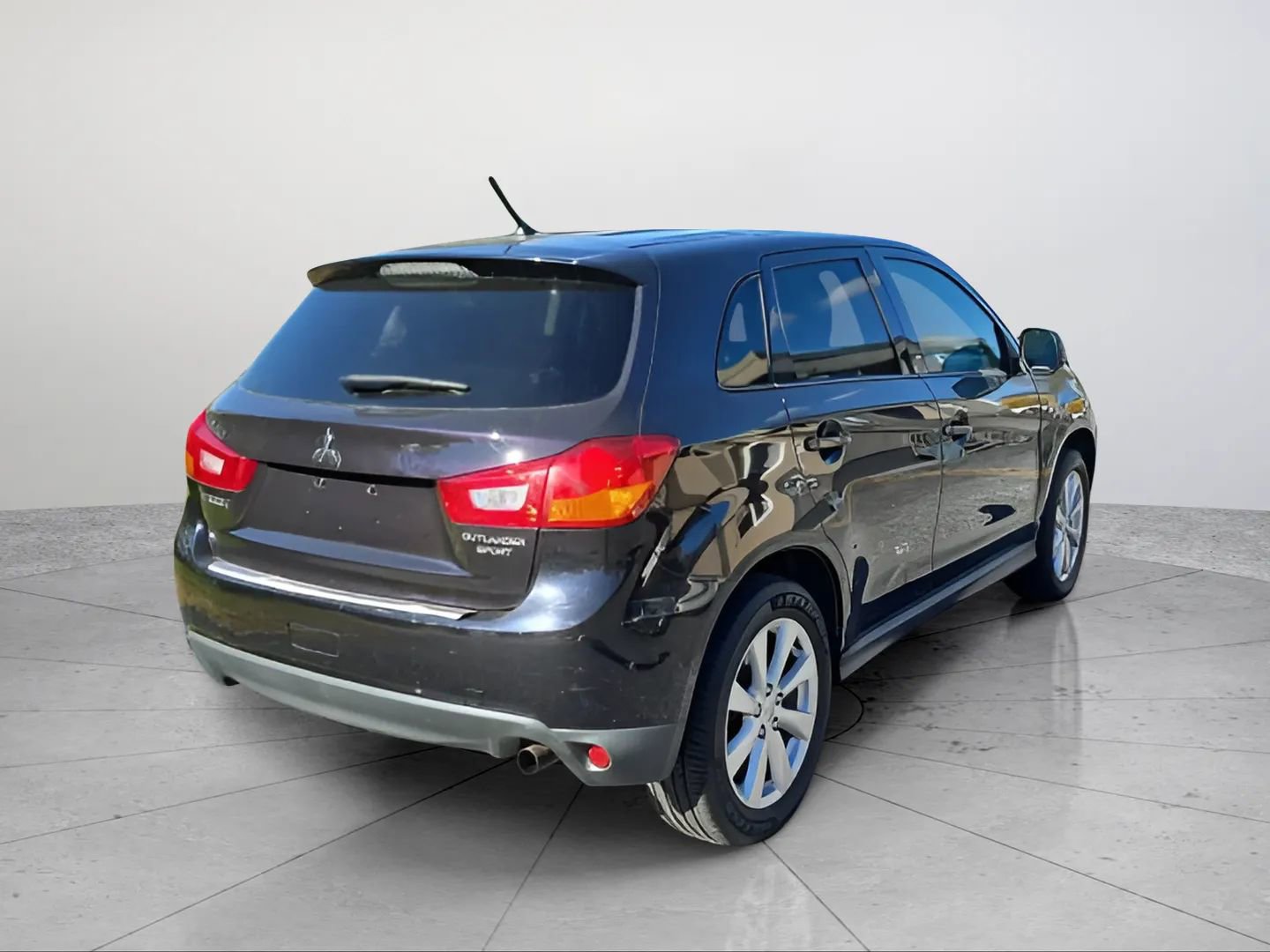Used 2013 Mitsubishi Outlander Sport ES image 8