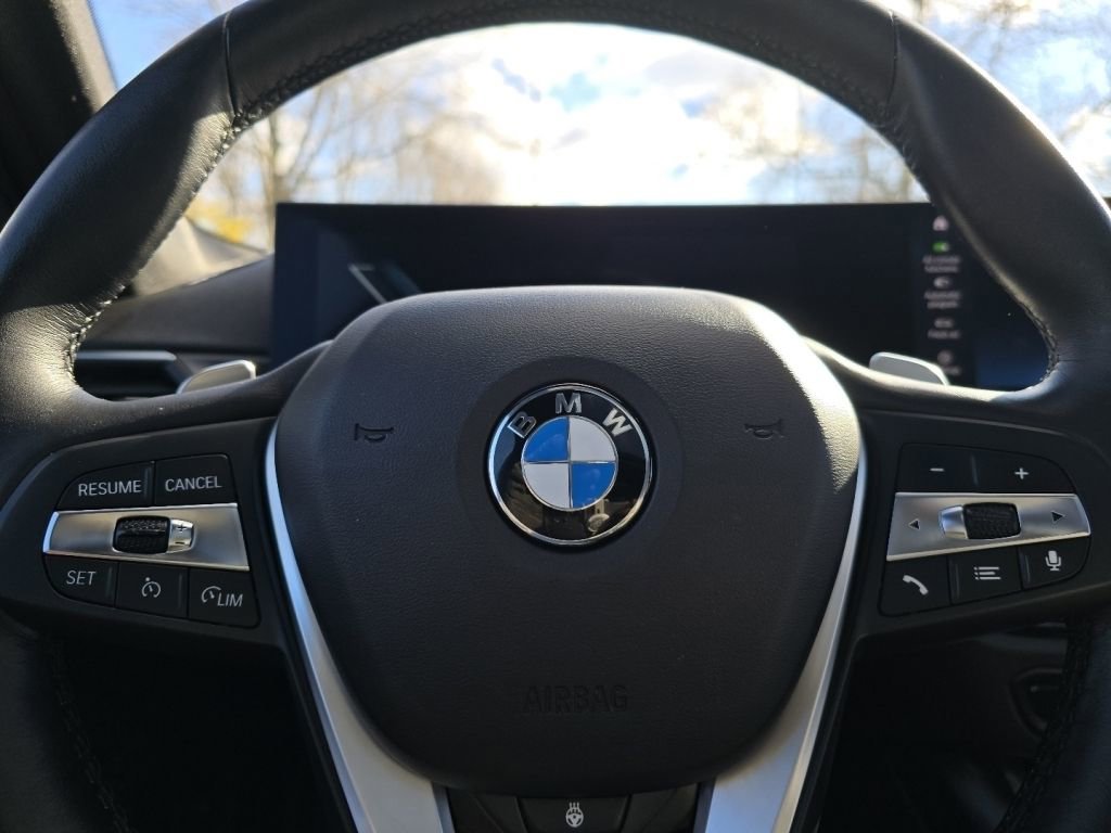 Used 2023 BMW 330i xDrive Sedan w/ Premium Package image 28