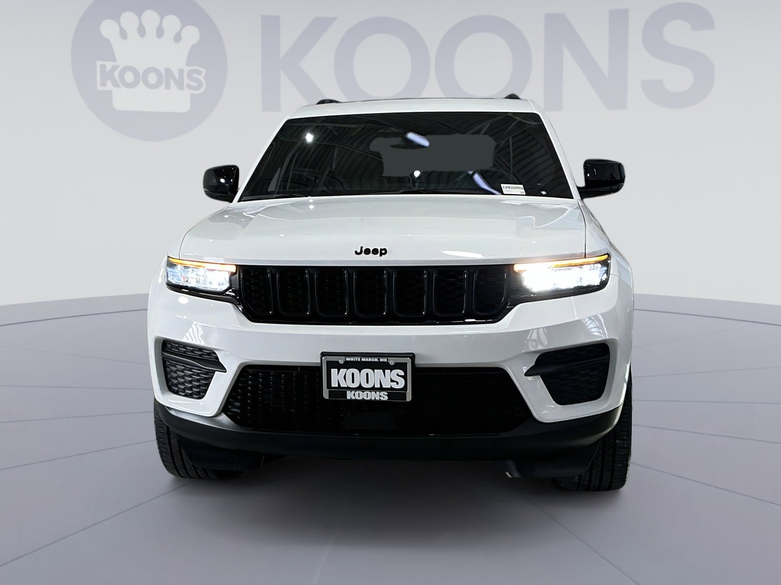 Used 2023 Jeep Grand Cherokee Altitude image 19