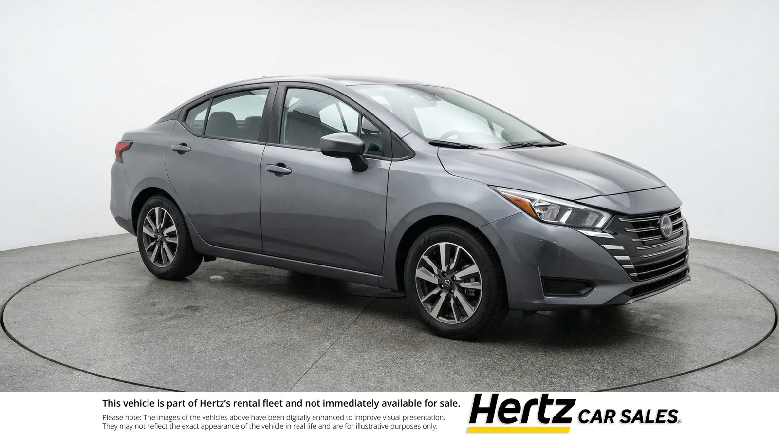 Used 2025 Nissan Versa SV image 1