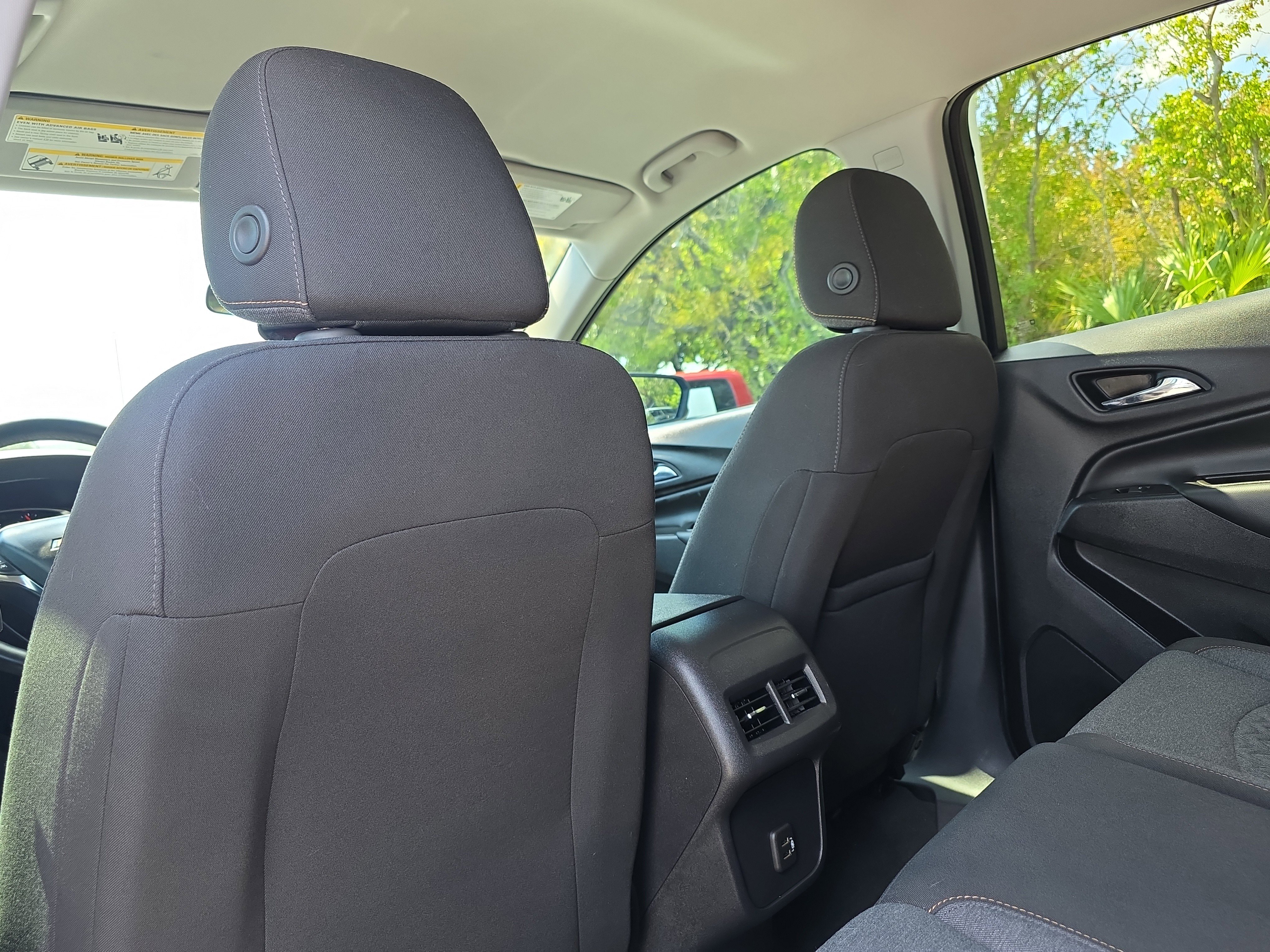 Used 2024 Chevrolet Equinox LT FWD image 17
