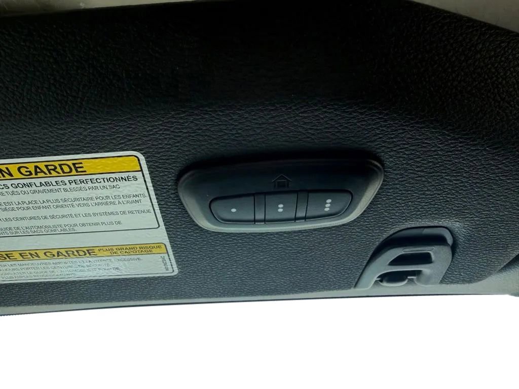 Used 2023 Jeep Wrangler Unlimited Sahara AWD/4WD image 21