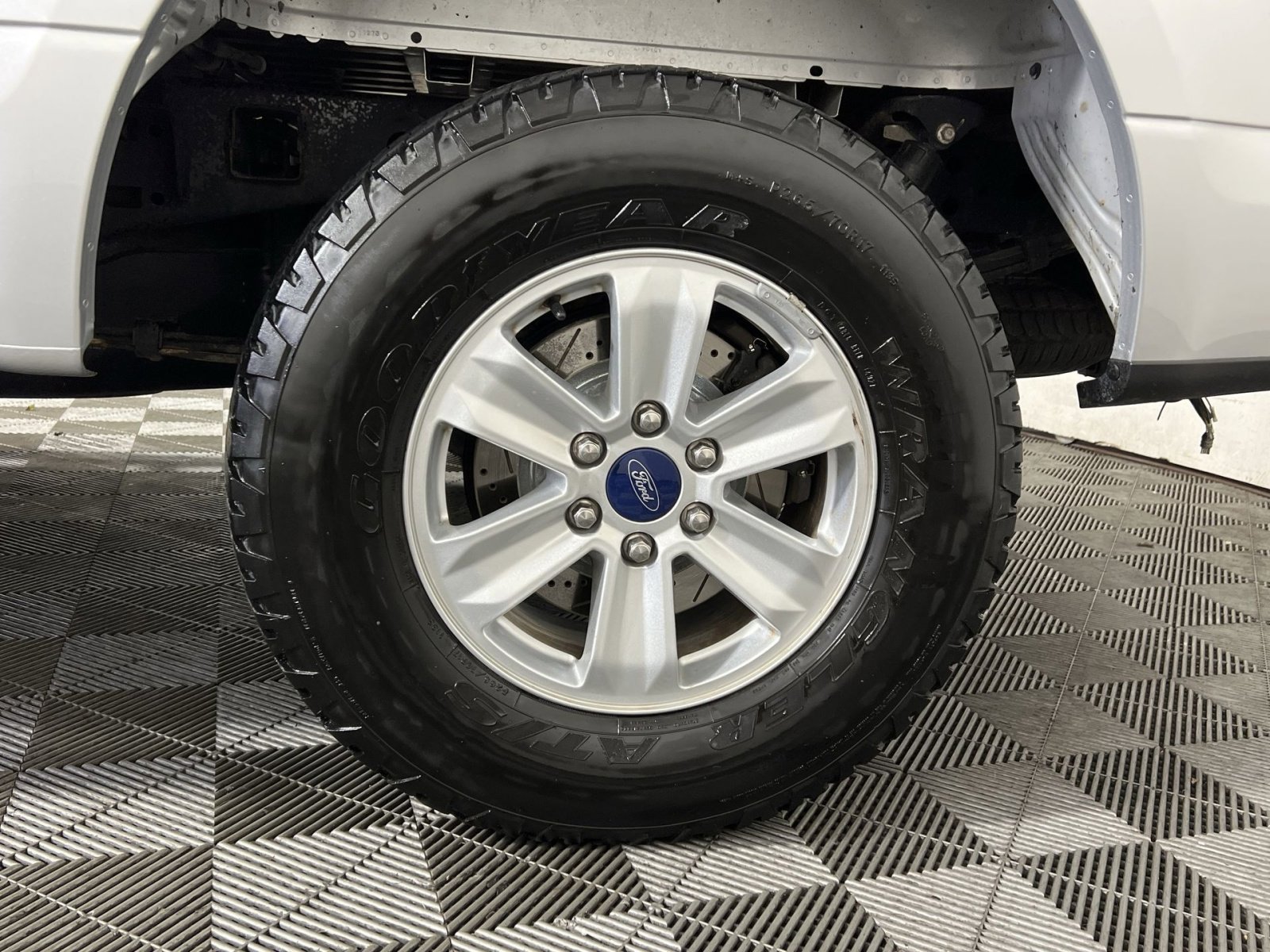 Used 2018 Ford F150 XLT image 12