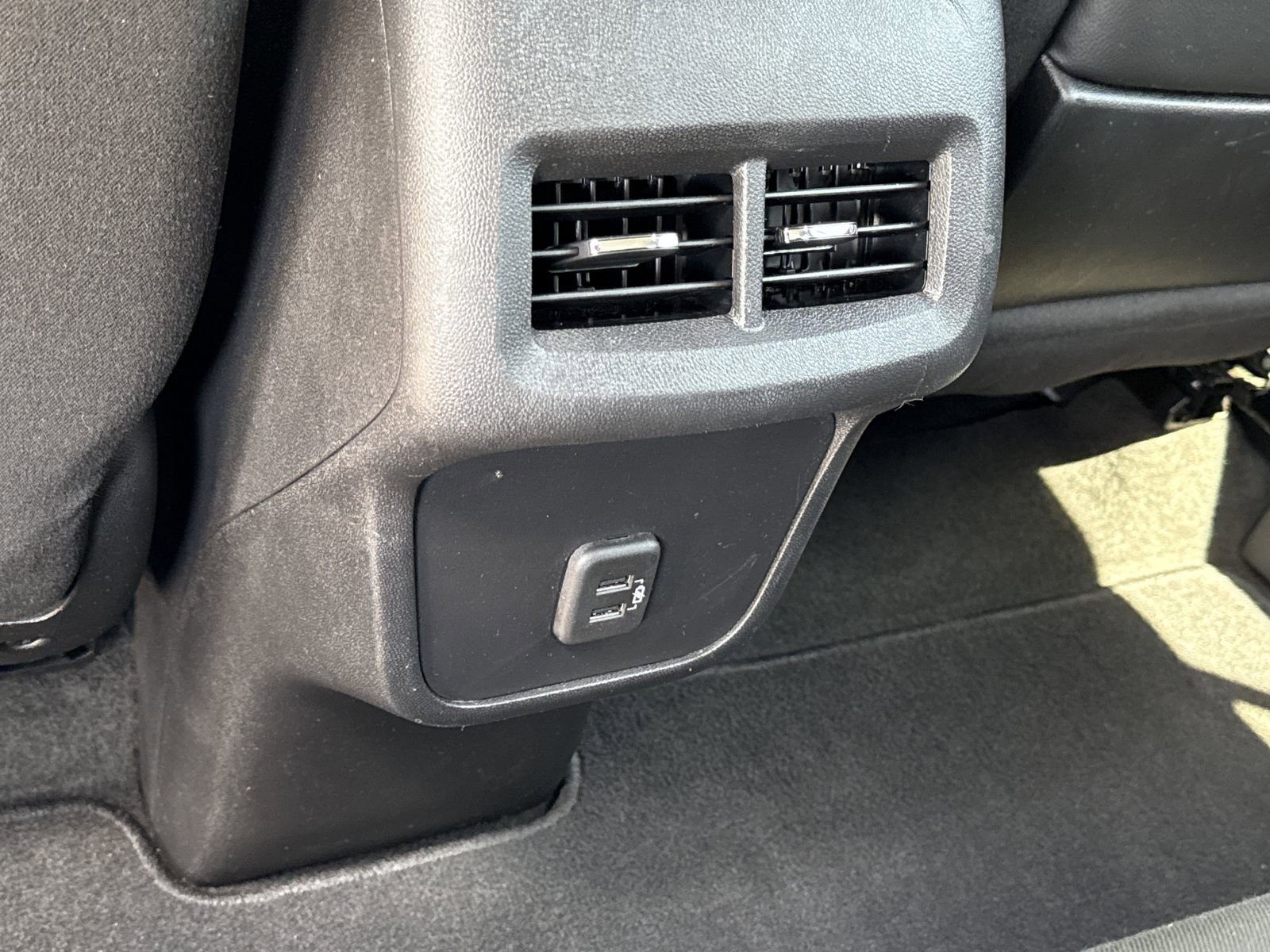 Used 2023 GMC Terrain SLE w/ Driver Convenience Package AWD/4WD image 11