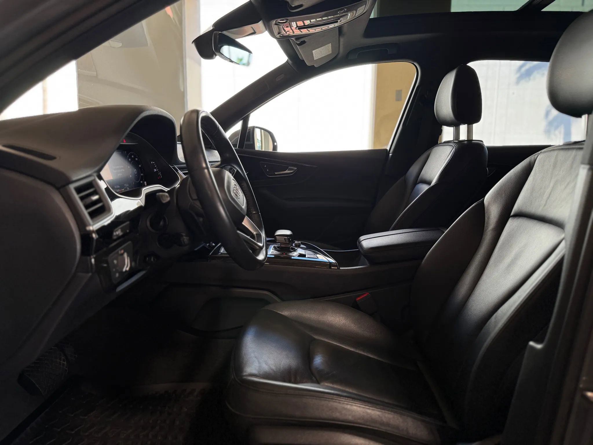 Used 2018 Audi Q7 3.0T Premium Plus w/ Premium Plus Package AWD/4WD image 12