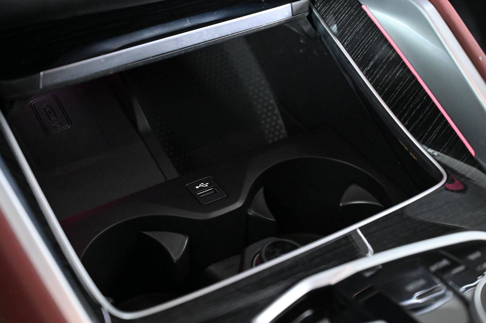 Used 2024 BMW X6 M60i image 22