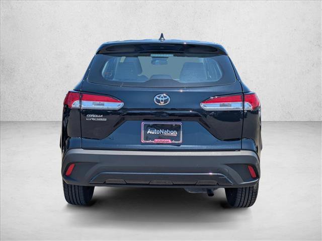 Used 2025 Toyota Corolla Cross L FWD image 7