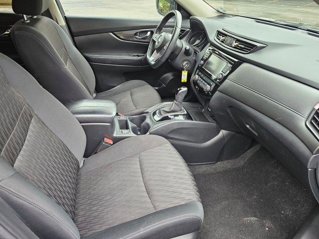 Used 2020 Nissan Rogue S AWD/4WD image 11