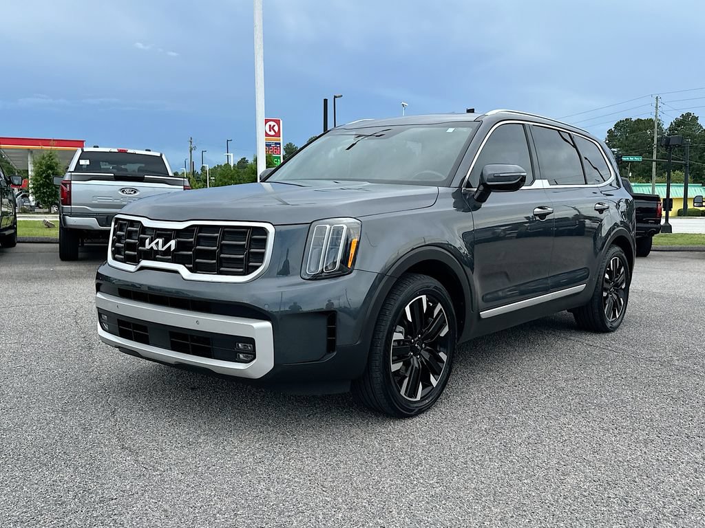 Used 2023 Kia Telluride SX FWD image 1