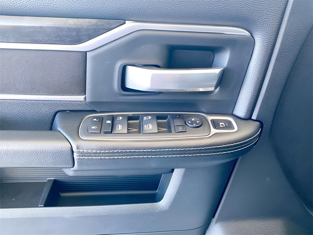 New 2024 RAM 4500 SLT w/ Quick Order Package 2YG SLT image 28