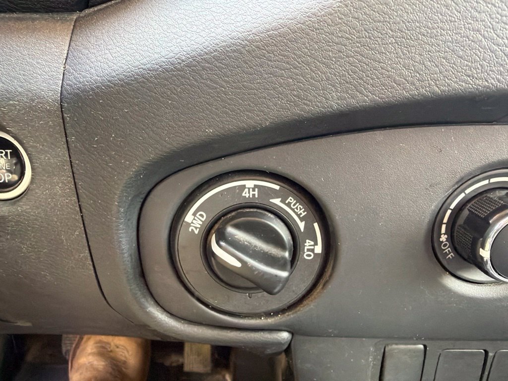 Used 2024 Nissan Frontier S w/ S Utility Package AWD/4WD image 25