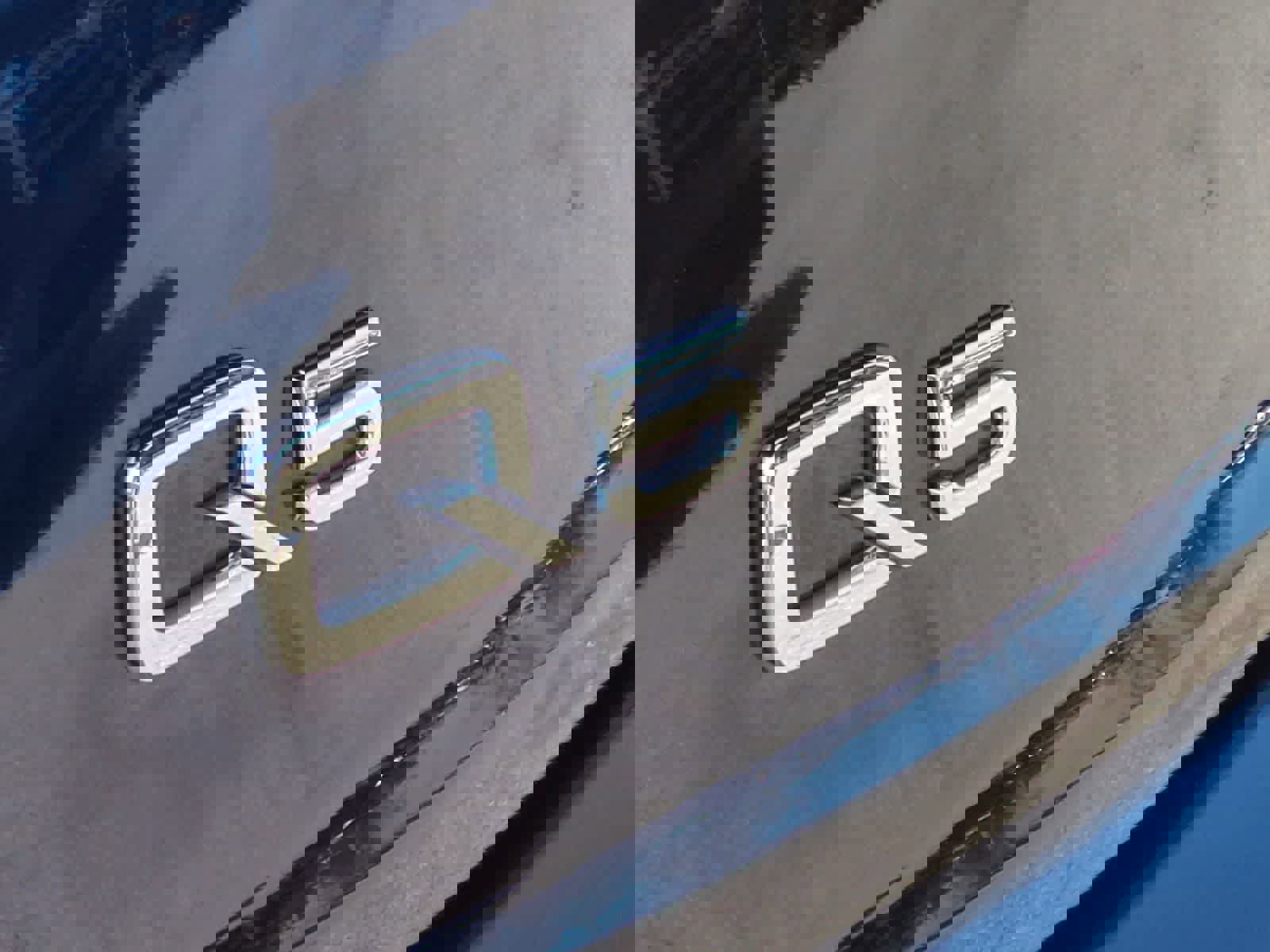 Used 2021 Audi Q5 Premium Plus w/ Premium Plus Package image 13