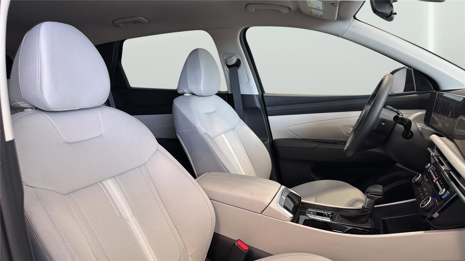 Used 2026 Hyundai Tucson SEL image 14