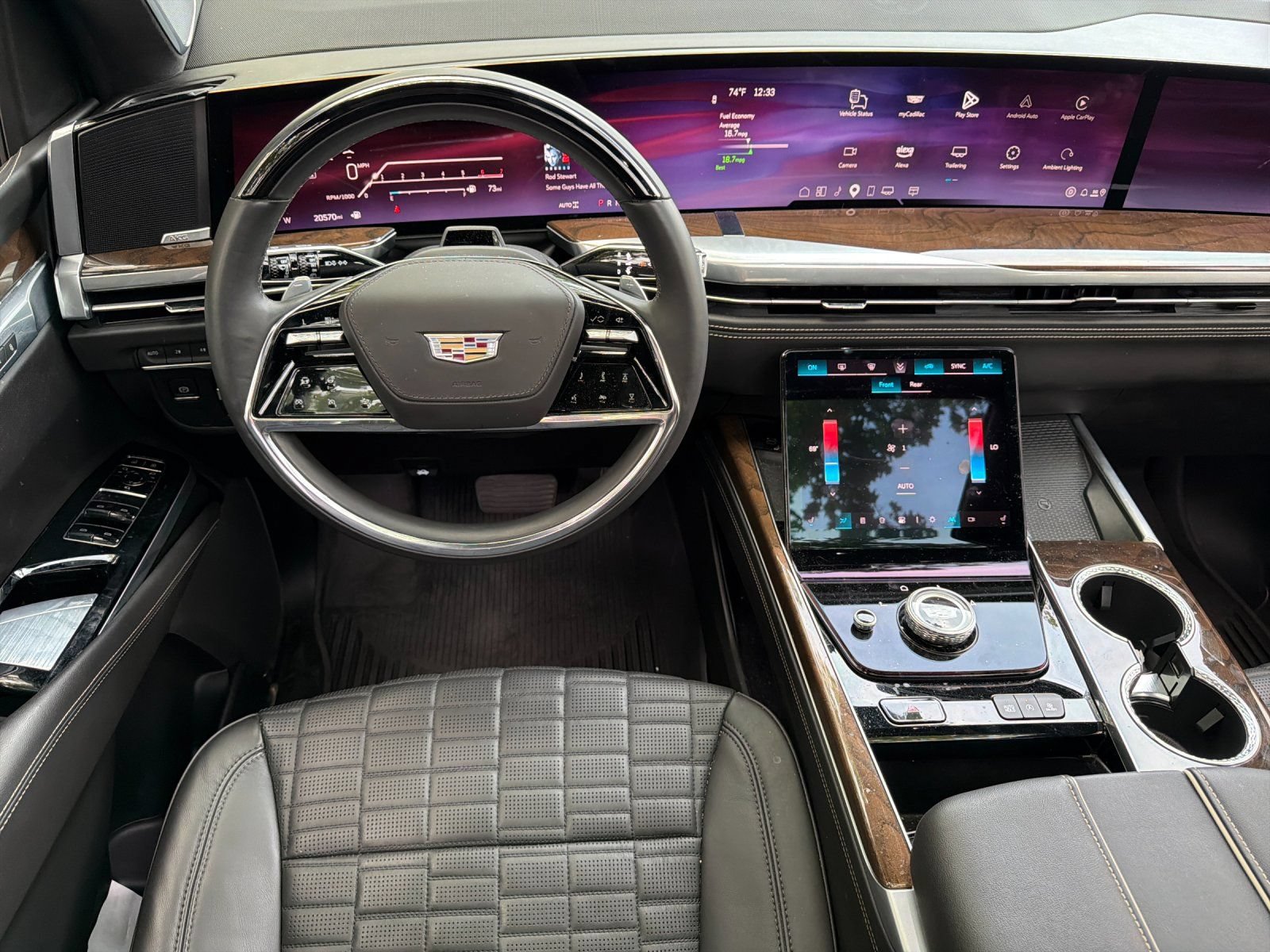 Used 2025 Cadillac Escalade ESV Sport Platinum w/ LPO, Floor Liner Package AWD/4WD image 13