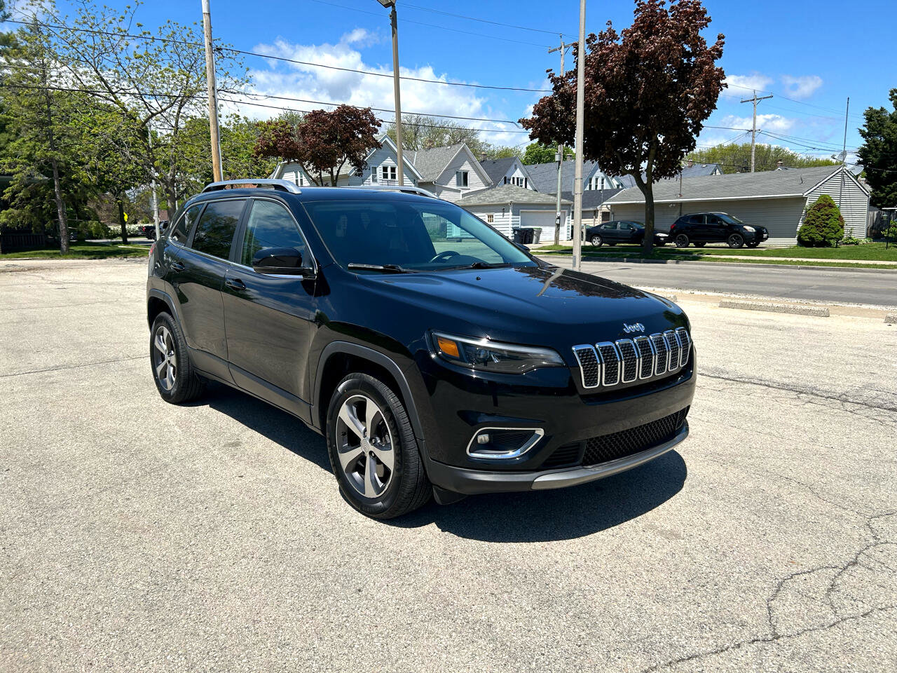 Used 2020 Jeep Cherokee Limited image 1