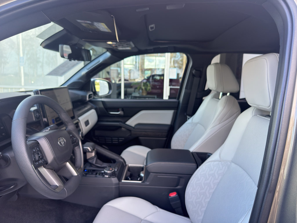 Used 2025 Toyota Tacoma Limited image 4