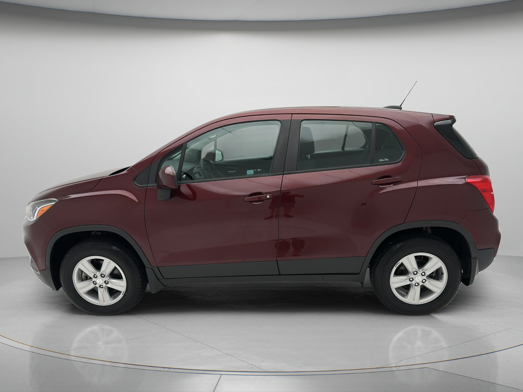 Used 2017 Chevrolet Trax LS w/ LPO, Protection Package AWD/4WD image 6