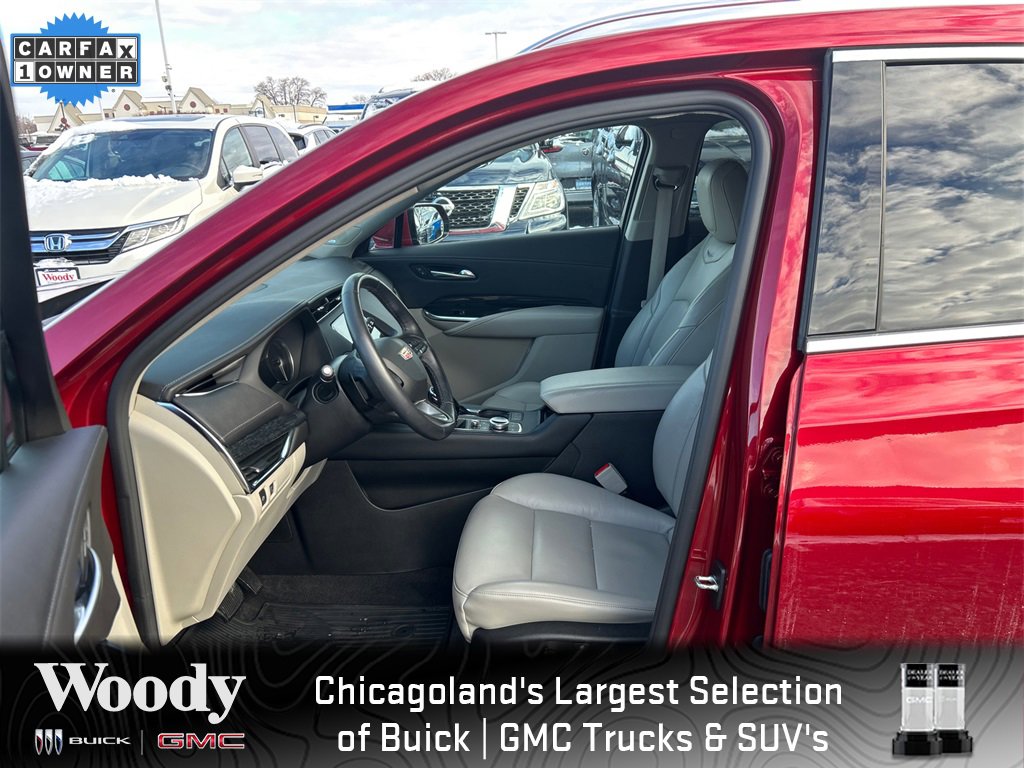 Used 2023 Cadillac XT4 Premium Luxury image 14