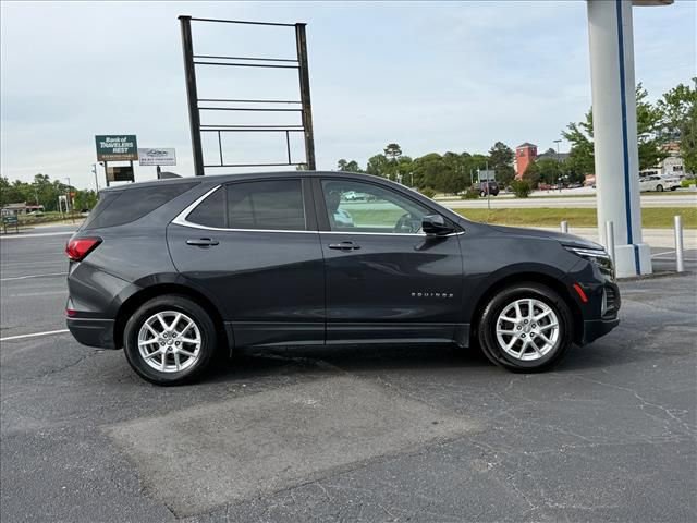 Used 2023 Chevrolet Equinox LT FWD image 3