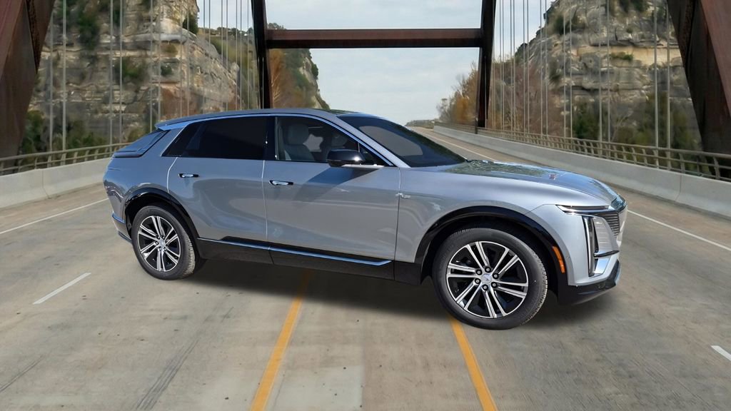 New 2026 Cadillac Lyriq Luxury image 12