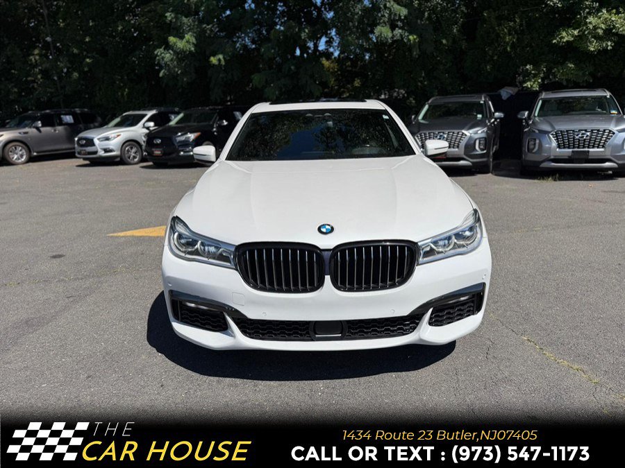 Used 2019 BMW 750i xDrive w/ Executive Package AWD/4WD image 12