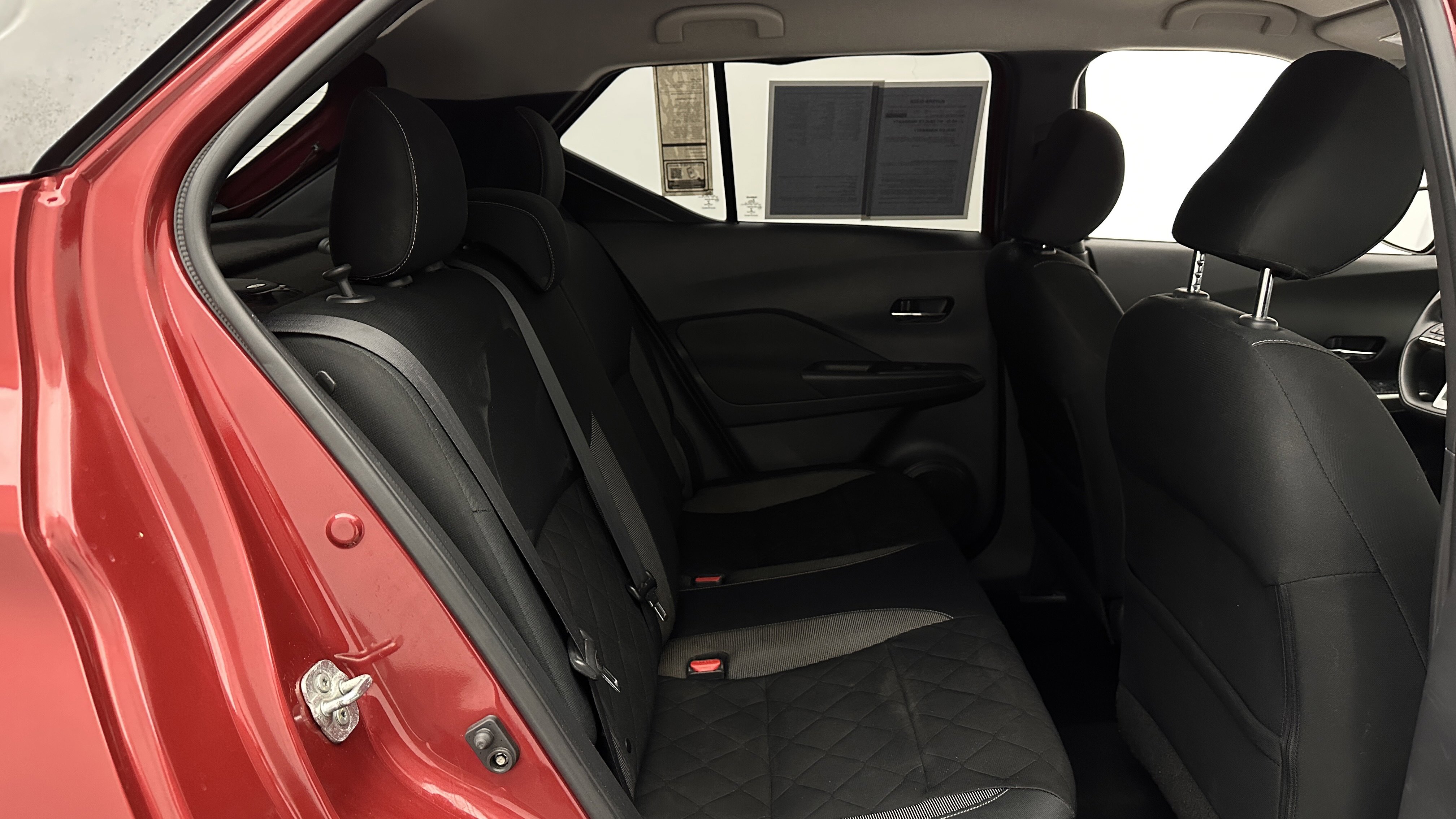 Used 2019 Nissan Kicks SV FWD image 28