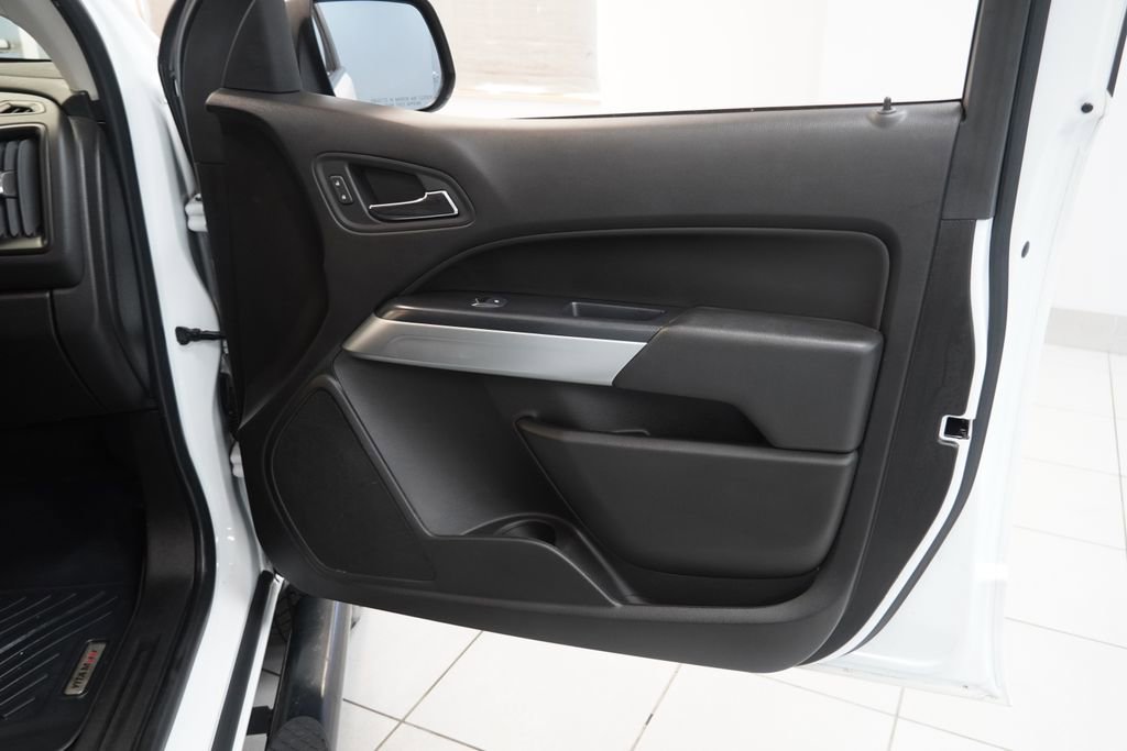 Used 2018 Chevrolet Colorado LT image 27