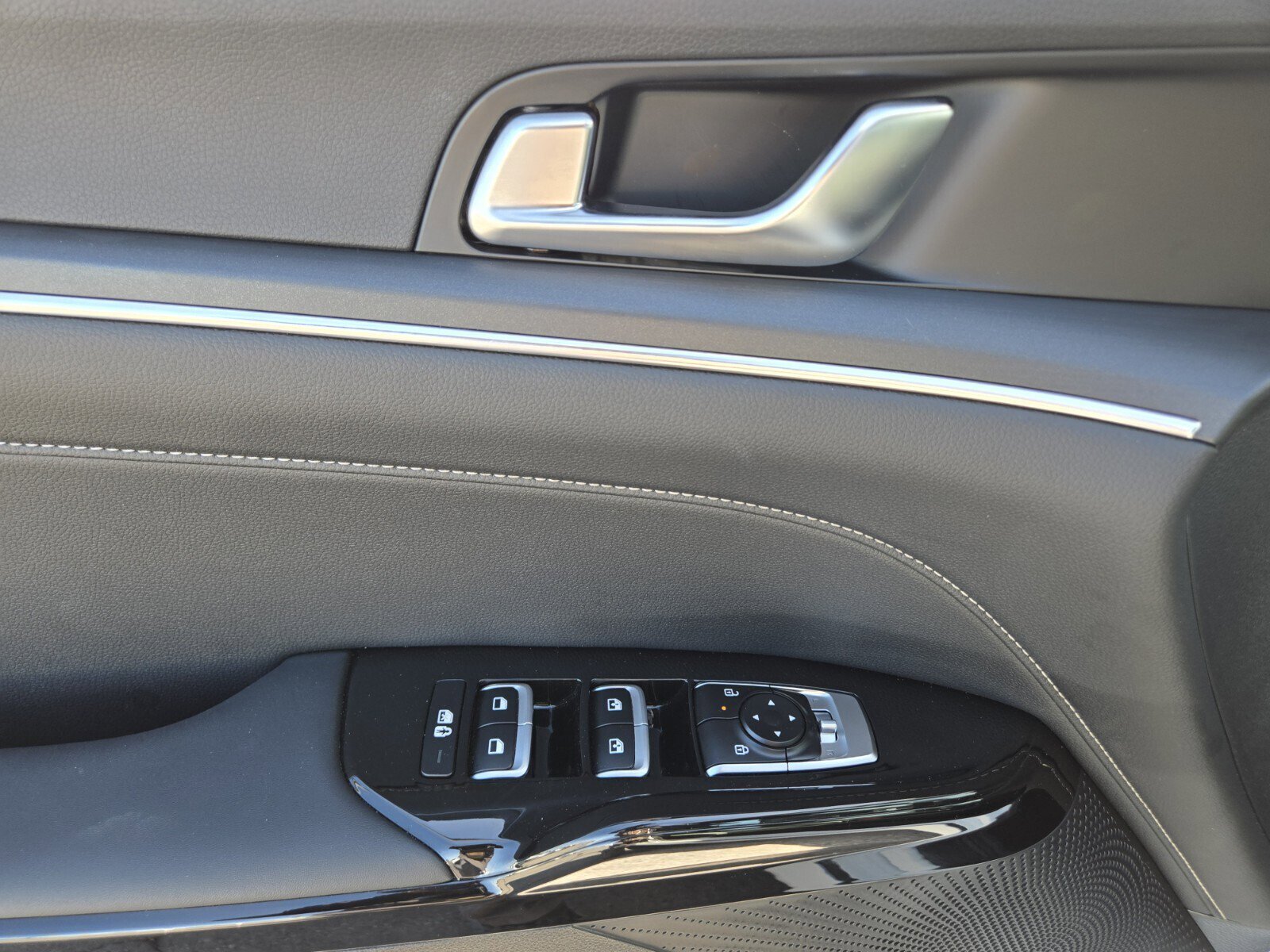 Certified 2025 Kia K5 GT-Line image 17