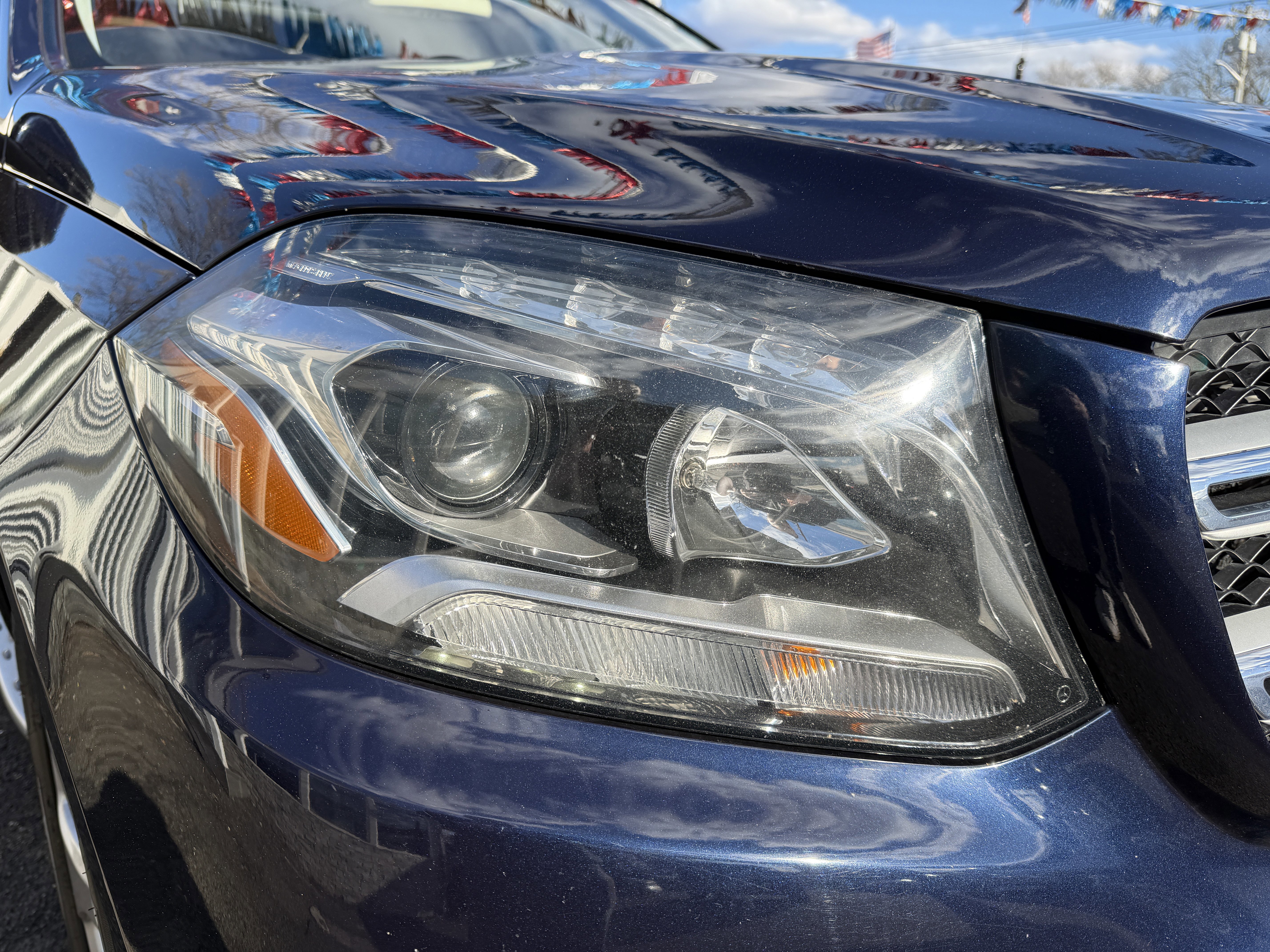 Used 2018 Mercedes-Benz GLS 450 4MATIC w/ Premium Package image 14