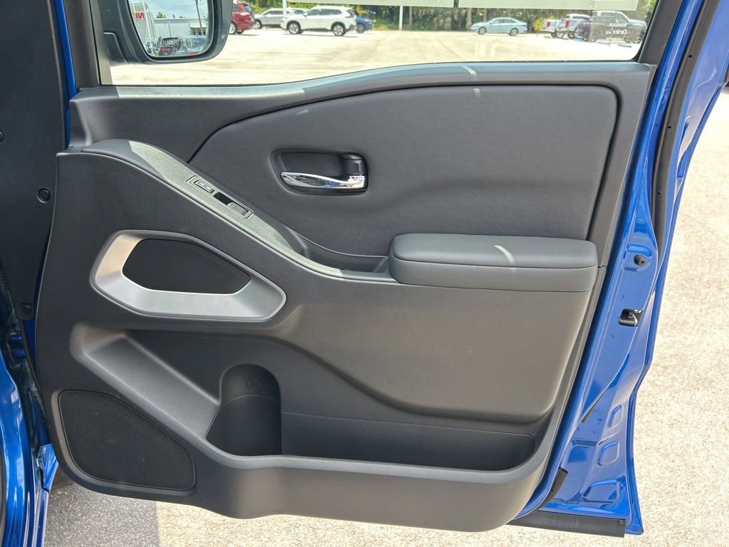 Certified 2024 Nissan Frontier SV w/ SV Convenience Package RWD image 41