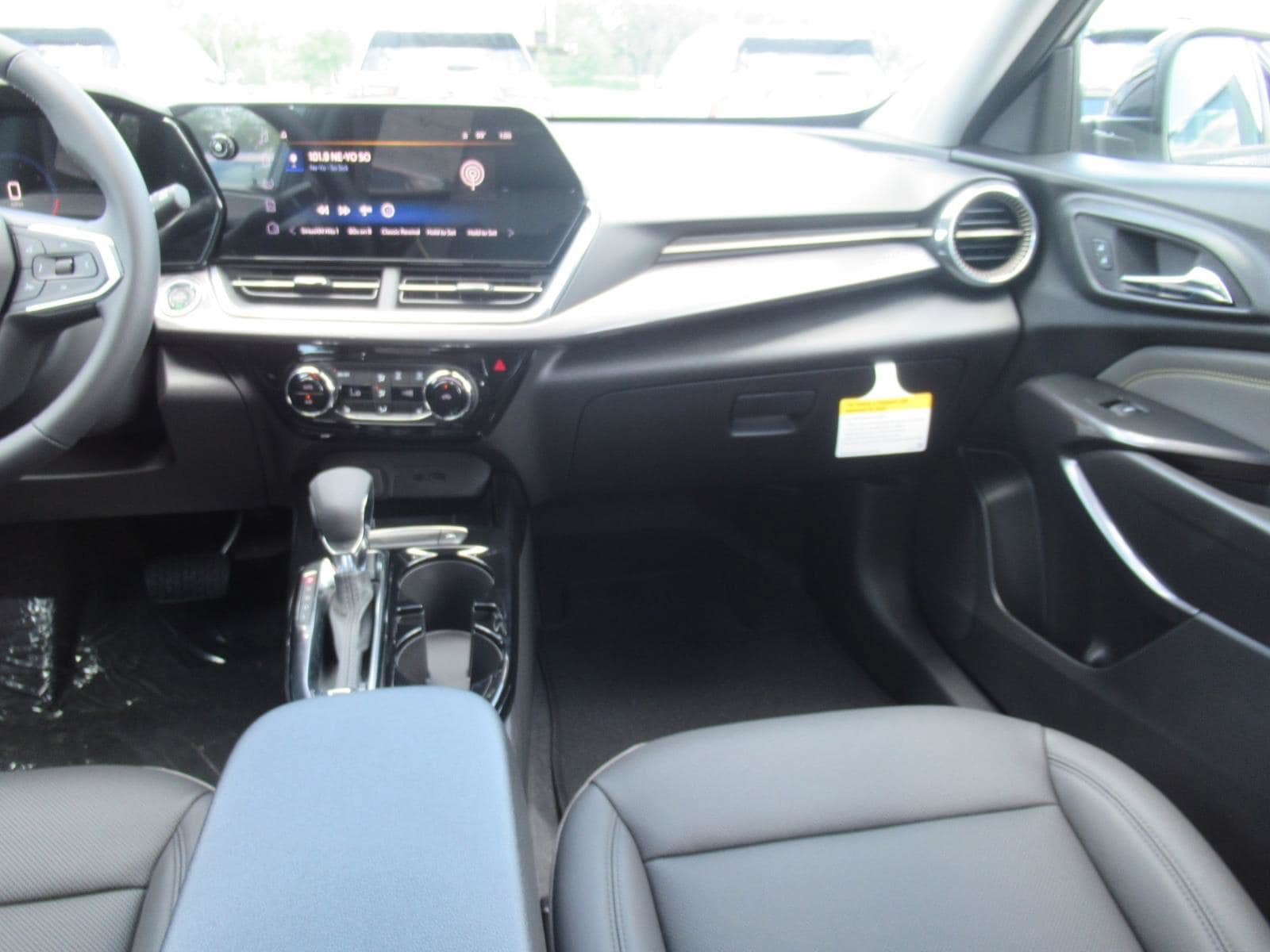 New 2026 Chevrolet Trax ACTIV w/ Driver Confidence Package FWD image 14