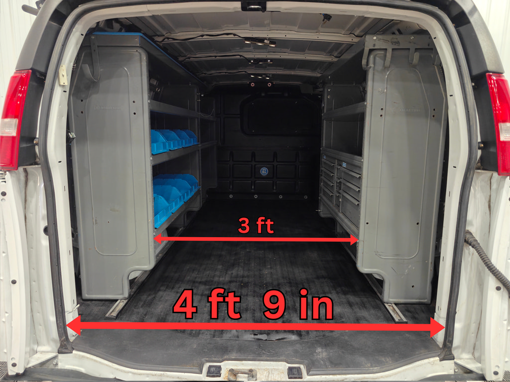 Used 2022 Chevrolet Express 2500 w/ Driver Convenience Package RWD image 30