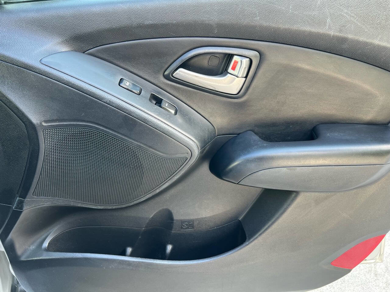 Used 2013 Hyundai Tucson GLS image 24